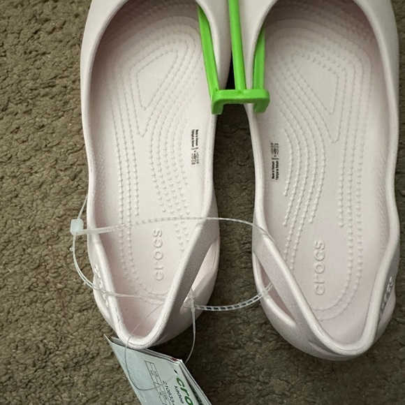 CROCS Women's Light Pink Flats - Picture 1 of 3